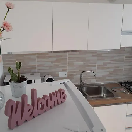 Sweet Apartment *